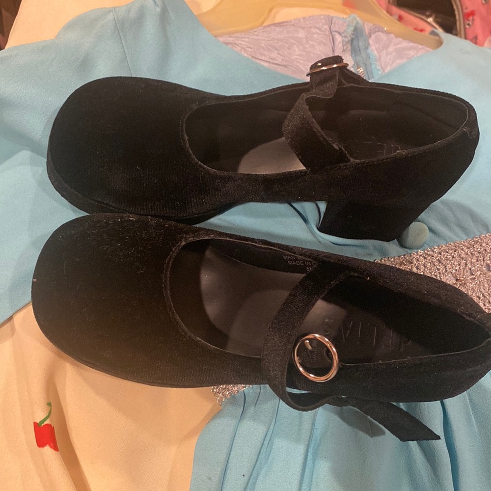 Delia’s velvet Mary janes
